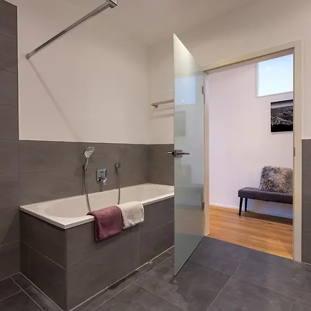 Moselroyal Neu Luxus 2-4 P- Moselblick Klima By Interhome