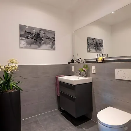 Moselroyal Neu Luxus 2-4 P- Moselblick Klima By Interhome Traben-Trarbach