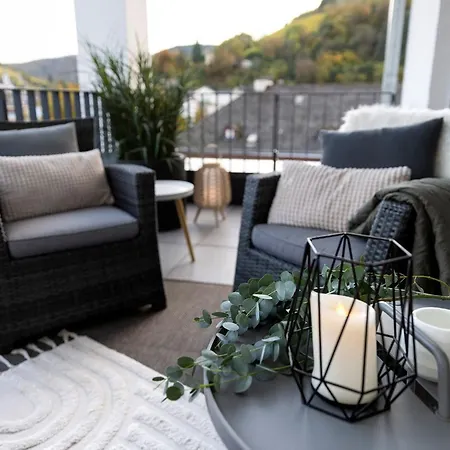 Apartament Moselroyal Neu Luxus 2-4 P- Moselblick Klima By Interhome *