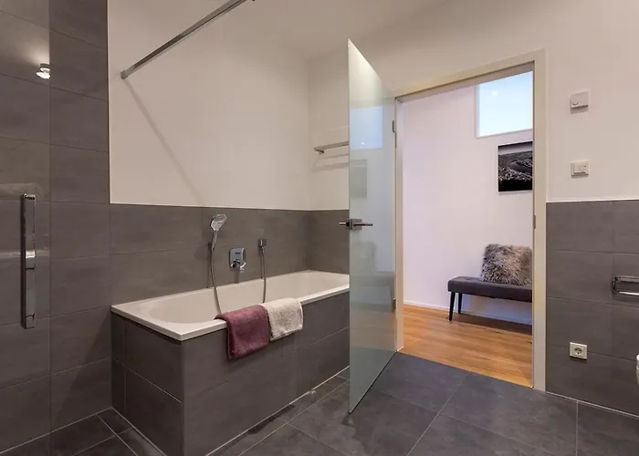 Moselroyal Neu Luxus 2-4 P- Moselblick Klima By Interhome